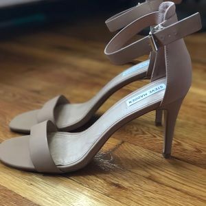 Steve Madden Nude Heels